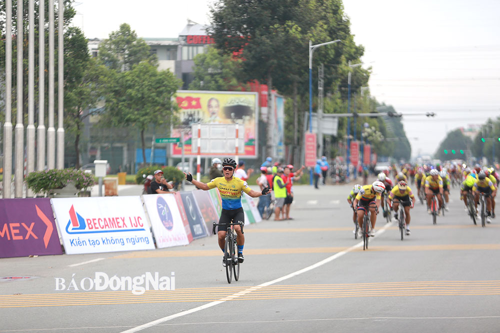 Cua-rơ Đồng Nai Nguyễn Hoàng Sang vào đội tuyển xe đạp Việt Nam